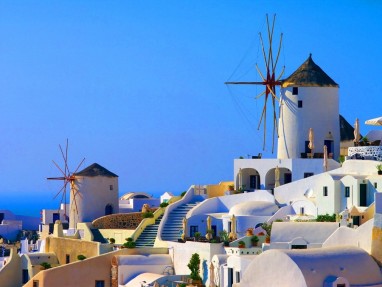 The Oia Experience from Disney Fantasy
