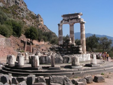 Full day to Delphi